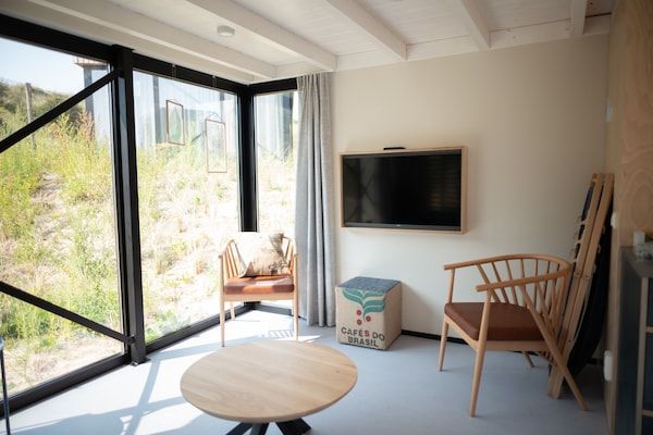 Woonkamer - Moderne vakantie in Zandvoort in Zandvoort (5)