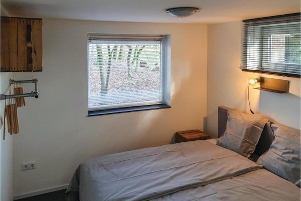 Slaapkamer - Gezellig huisje in Leenderbos met bubbelbad in Leende (5)