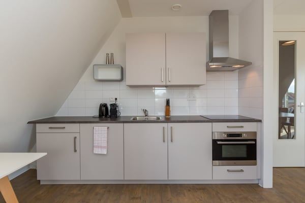 Keuken - Terrasappartement in Zoutelande in Zoutelande (5)
