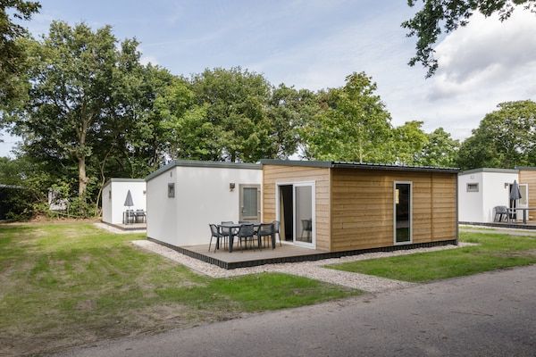 Buitenkant - Kijkduin Chalet Vlakbij Strand in Den Haag (1)