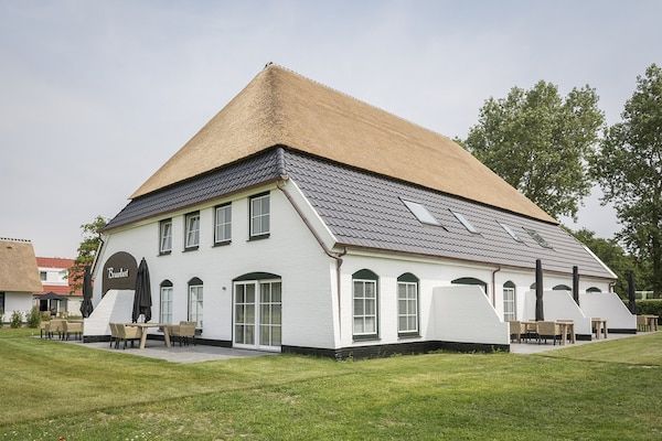 Buitenkant - Appartement in De Cocksdorp bij Strand in De Cocksdorp Texel (1)