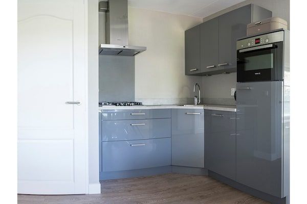 Keuken - Appartement in De Cocksdorp bij Strand in De Cocksdorp Texel (5)