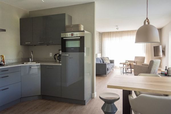 Woonkamer - Appartement in De Cocksdorp bij Strand in De Cocksdorp Texel (4)