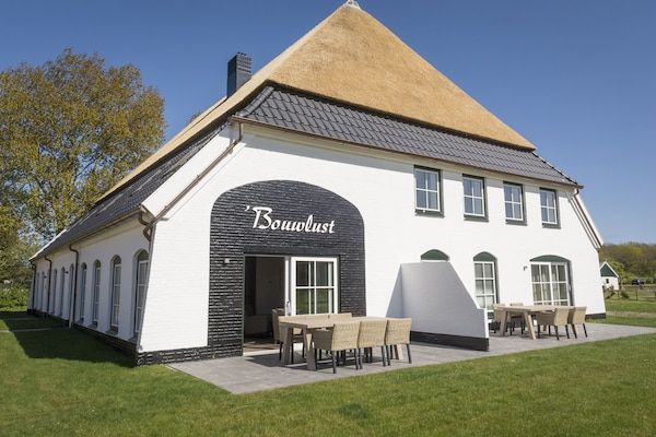 Buitenkant - Gezellige boerderij op het Waddeneiland in De Cocksdorp - Texel (1)