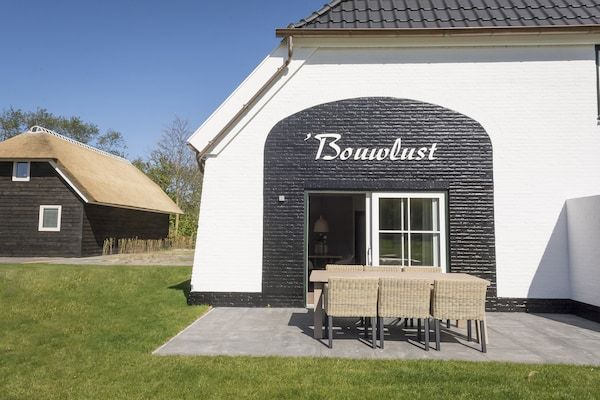 Buitenkant - Gezellige boerderij op het Waddeneiland in De Cocksdorp - Texel (3)