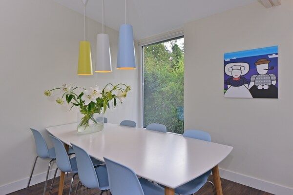 Eetkamer - Vakantiehuis in Kamperland bij Veerse Meer in Kamperland (2)
