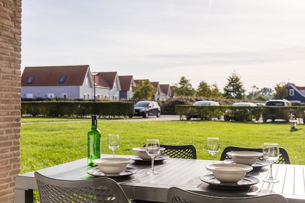 Terras - Appartement in Aquadelta voor gezinnen in Bruinisse (2)