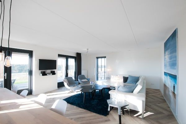 Woonkamer - Villa Oesterdam Comfort Extra | 8 personen in Tholen (2)