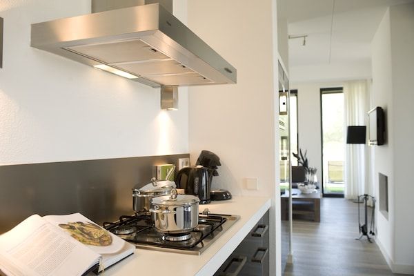Keuken - Villa OesterdamComfort | 4 personen in Tholen (4)
