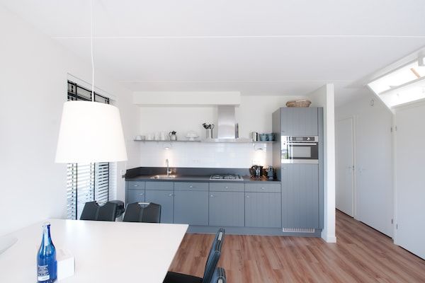 Keuken - Villa Oesterdam Wellness | 6 personen in Tholen (3)