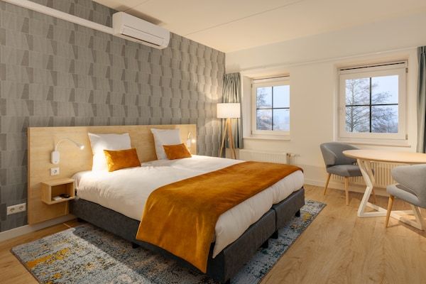 Slaapkamer - Gezellige Volendamse vakantie in Volendam (4)