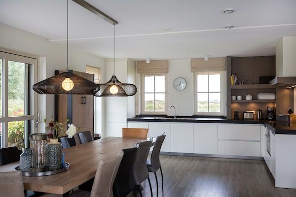Keuken - Friesland Villa met Open Haard in Delfstrahuizen (3)