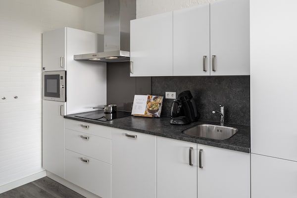 Keuken - Moderne kustontsnapping in Bruinisse (2)