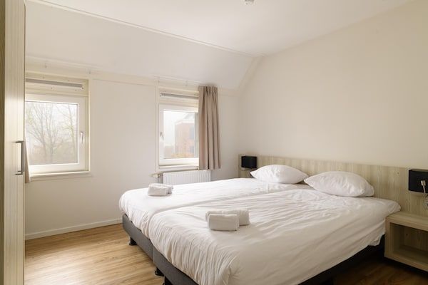 Slaapkamer - Boerderij in Maastricht met Sauna in Maastricht (1)