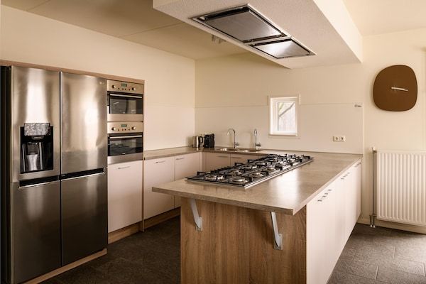 Keuken - Boerderij in Maastricht met Sauna in Maastricht (2)