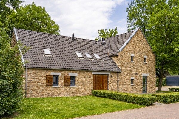 Buitenkant - Boerderij in Maastricht met Sauna in Maastricht (5)