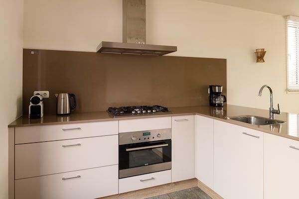 Keuken - Kinder Villa in Maastricht met Speeltuin in Maastricht (3)