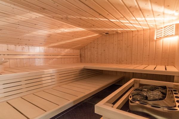 Wellness - Sauna, tuin en binnenzwembad in Maastricht (4)