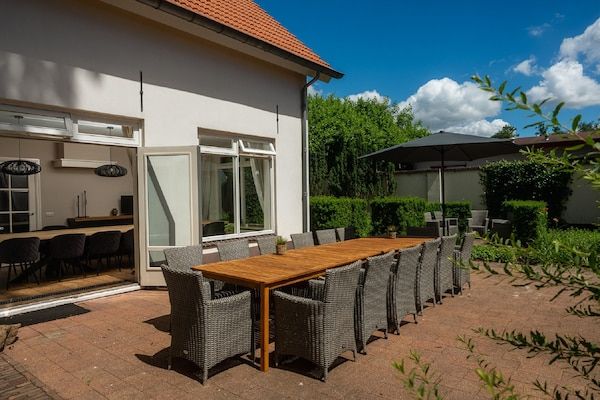 Terras - Familievilla in Voorthuizen in Voorthuizen (4)