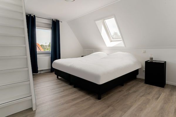Slaapkamer - Groepshuis in Lemele bij Heuvelrug in Lemele (4)