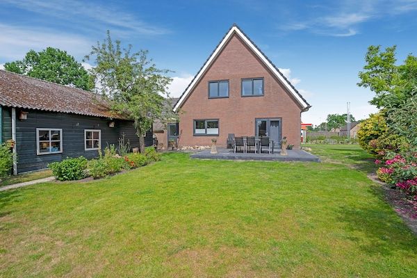 Buitenkant - Groepshuis in Lemele bij Heuvelrug in Lemele (1)