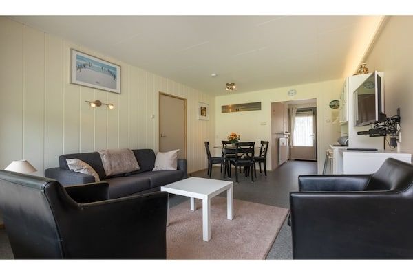 Woonkamer - Appartement in Vlissingen bij het Strand in Walcheren (5)