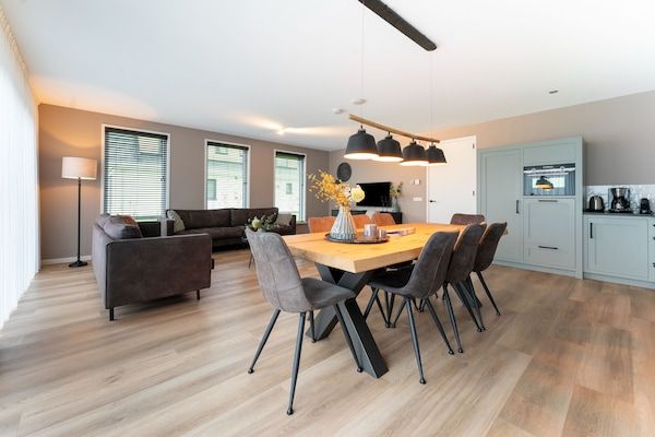 Woonkamer - Vakantiehuis op Texel bij de Zee in De Koog Texel (5)