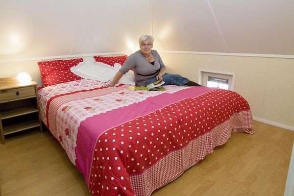 Slaapkamer - Landelijke schuurretraite in Notter (1)