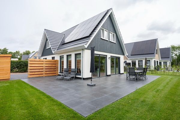 Buitenkant - Vakantiehuis in De Koog met Sauna en Tuin in De Koog Texel (2)