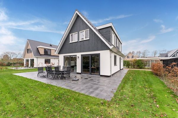 Buitenkant - Vakantiehuis in De Koog met Sauna en Tuin in De Koog Texel (1)