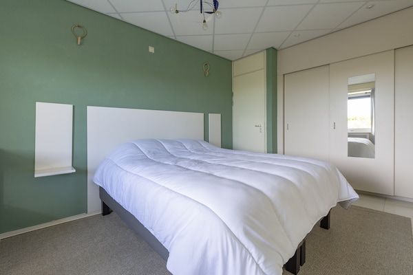 Slaapkamer - Appartement in Noord-Holland bij Strand in Julianadorp aan Zee (3)