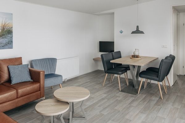 Woonkamer - Chalet bij de kust en zandstranden in Domburg (3)