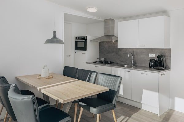 Keuken - Chalet bij stranden en dorpscentrum in Domburg (4)