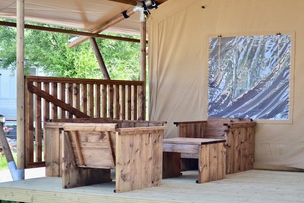 Terras - Safaritent 5 personen vlakbij het strand in 's-Gravenzande (4)