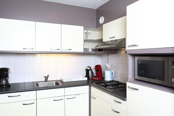Keuken - Natuuruitje met balkon in Vlagtwedde (3)