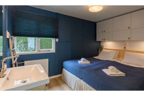 Slaapkamer - Vakantiehuis Zoutelande bij Strand in Zoutelande (5)