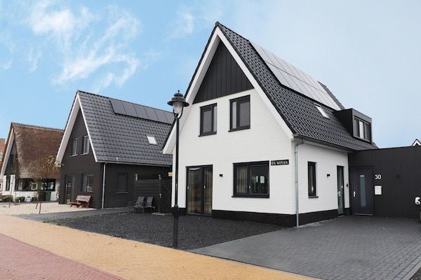 Buitenkant - Vakantiehuis in Stavoren aan de Kade in Stavoren (1)