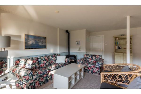 Woonkamer - Appartement in Zoutelande bij het Strand in Zoutelande (2)