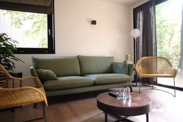 Woonkamer - Luxe lodge met dakterras in Gulpen in Gulpen (2)