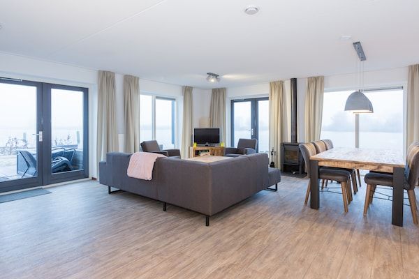 Woonkamer - Strandvakantie aan het meer in Langelille in Langelille (5)