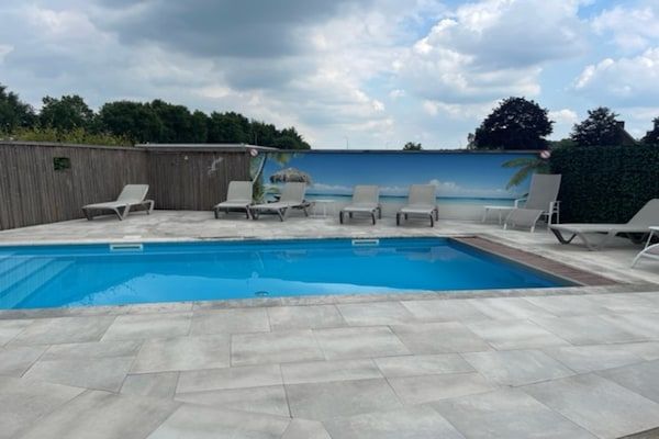 PoolOfHouse - Smaakvolle villa in Didam met tuin in Didam (2)