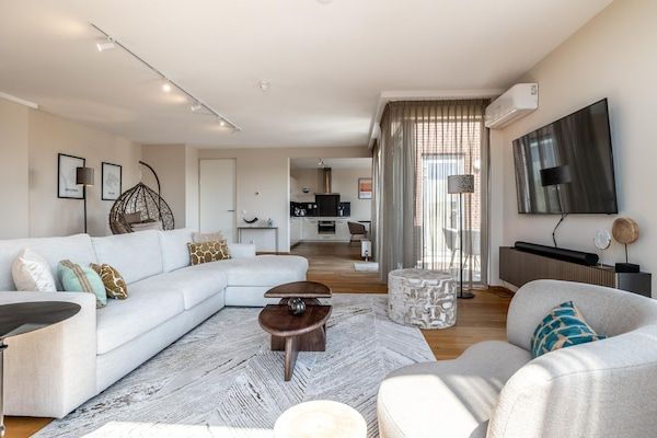 Woonkamer - Penthouse bij Scheveningen Strand in Den Haag (5)