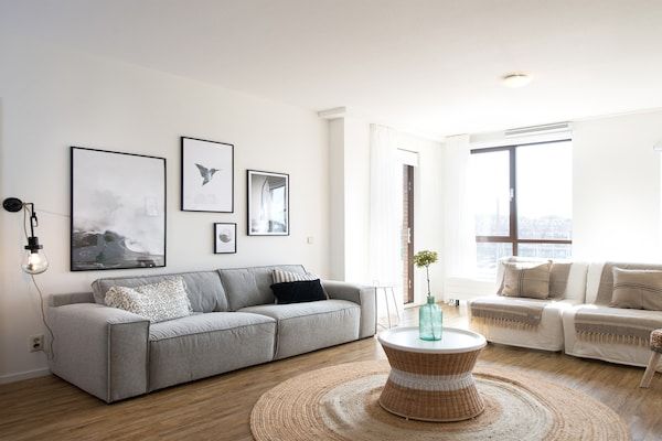 Woonkamer - Appartement in Nederland bij het Strand in Den Haag (1)