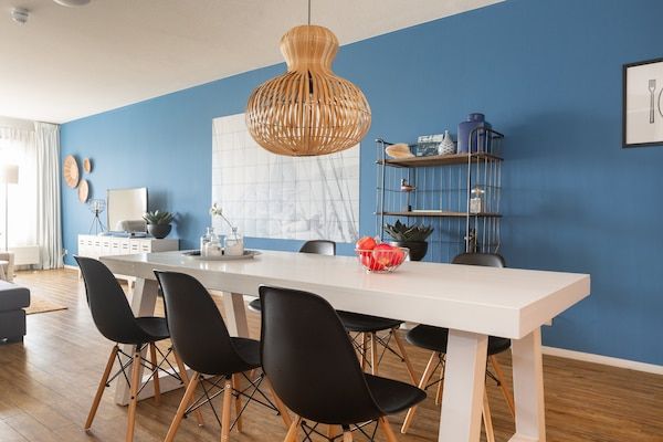 Eetkamer - Appartement in Nederland met Marina Uitzicht in Den Haag (2)