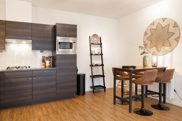 Keuken - Zeezicht appartement in Den Haag nabij strand in Den Haag (3)