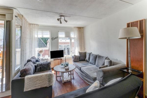 Woonkamer - Gezellige schuilplaats in Leeuwarden in Leeuwarden (2)