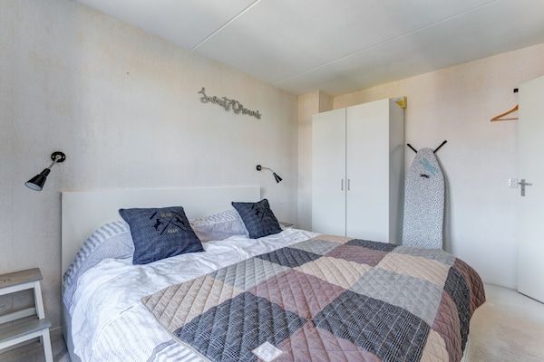 Slaapkamer - Gezellige schuilplaats in Leeuwarden in Leeuwarden (5)
