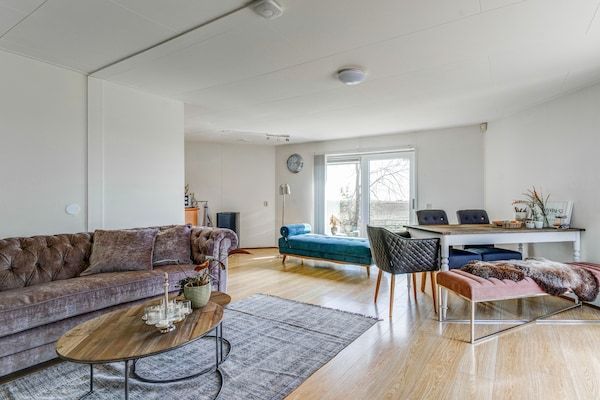 Woonkamer - Chalet met hottub, Suwald in Suwald (3)