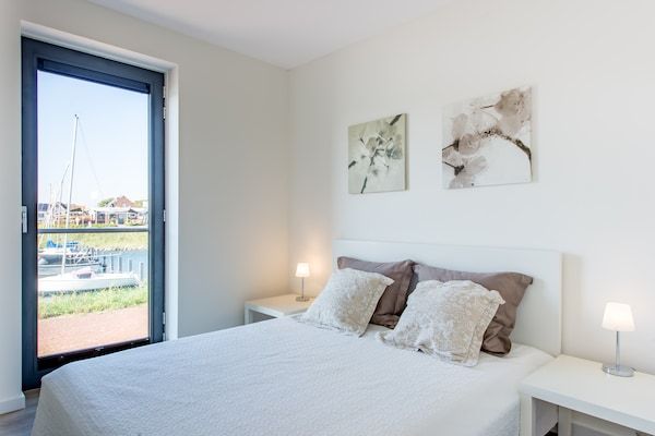 Slaapkamer - Appartement in Kamperland bij Veerse Meer in Kamperland (3)