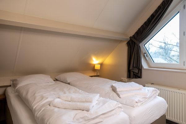 Slaapkamer - Vakantiehuis voor 6 personen in Mook in Mook (4)